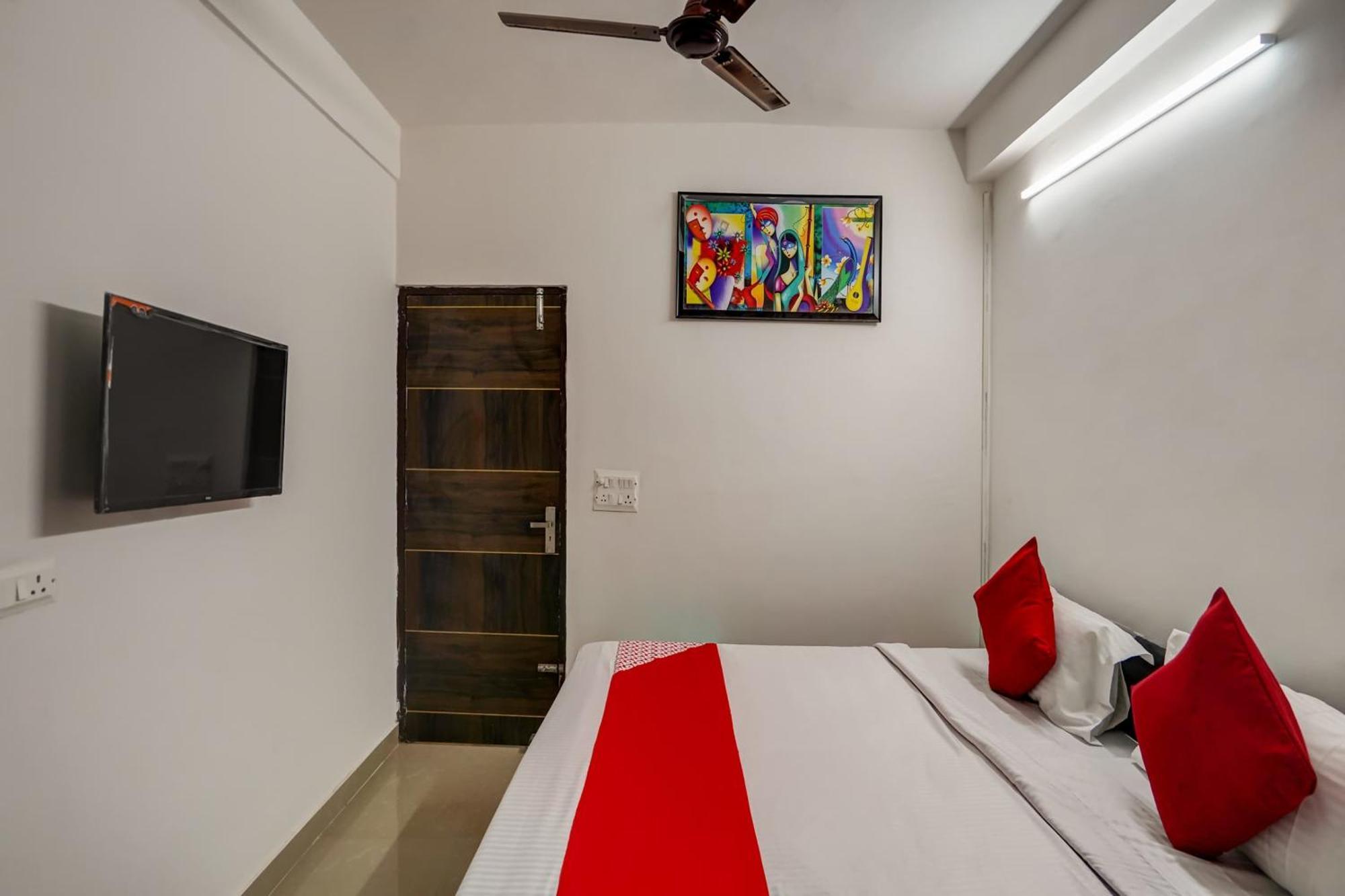 Oyo Flagship 75287 Pubg Residency Hotel New Delhi Exterior photo